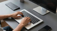 2 Best Premium Desk Setup for Remote Developers in 2026
